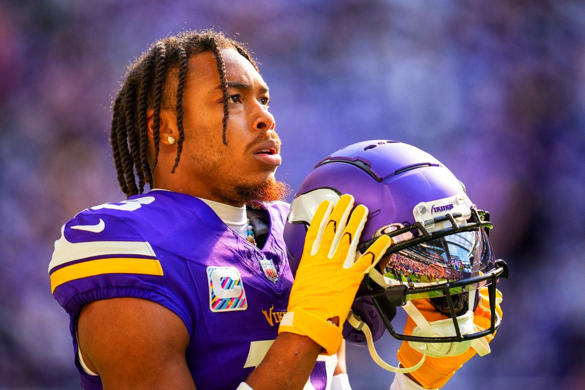 ESPN REPORT: After the first year of the new deal, the Vikings are reportedly “hesitant” to give wide receiver Justin Jefferson fully guaranteed money.