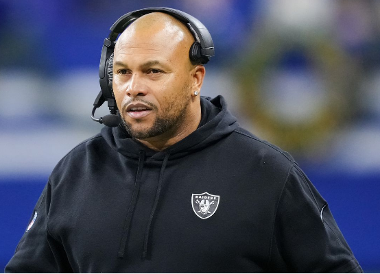 Las Vegas Raiders add Antonio Pierce’s son to coaching staff to what is a controversial nepo baby hiring