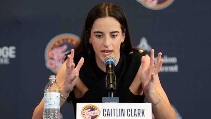 SAD STATEMENT: Caitlin Clark questioned headcoach Lisa Bluder for her reaction towards.....SEE MORE....